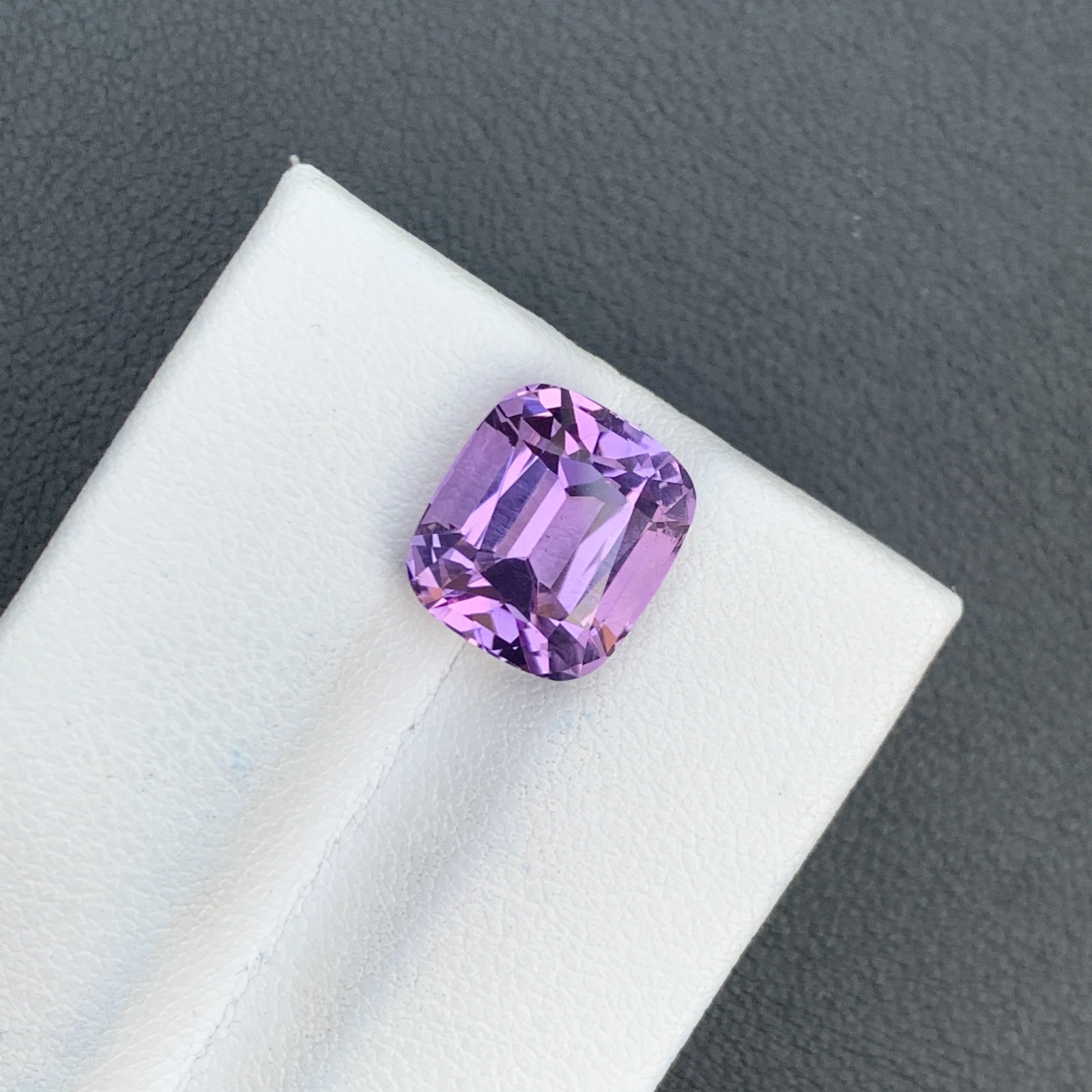 5.64 ct Natural Purple Amethyst Cushion Shape Loose Gemstone — view 6